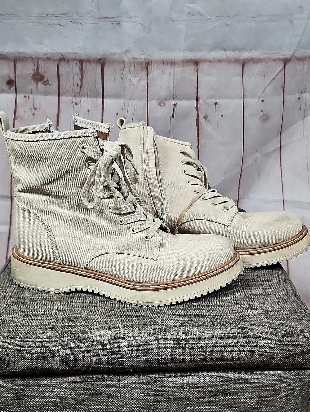 Madden Girl Combat Boot Beige US 8M